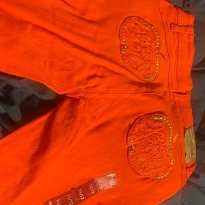 Size 11/12 apple bottom capri shorts